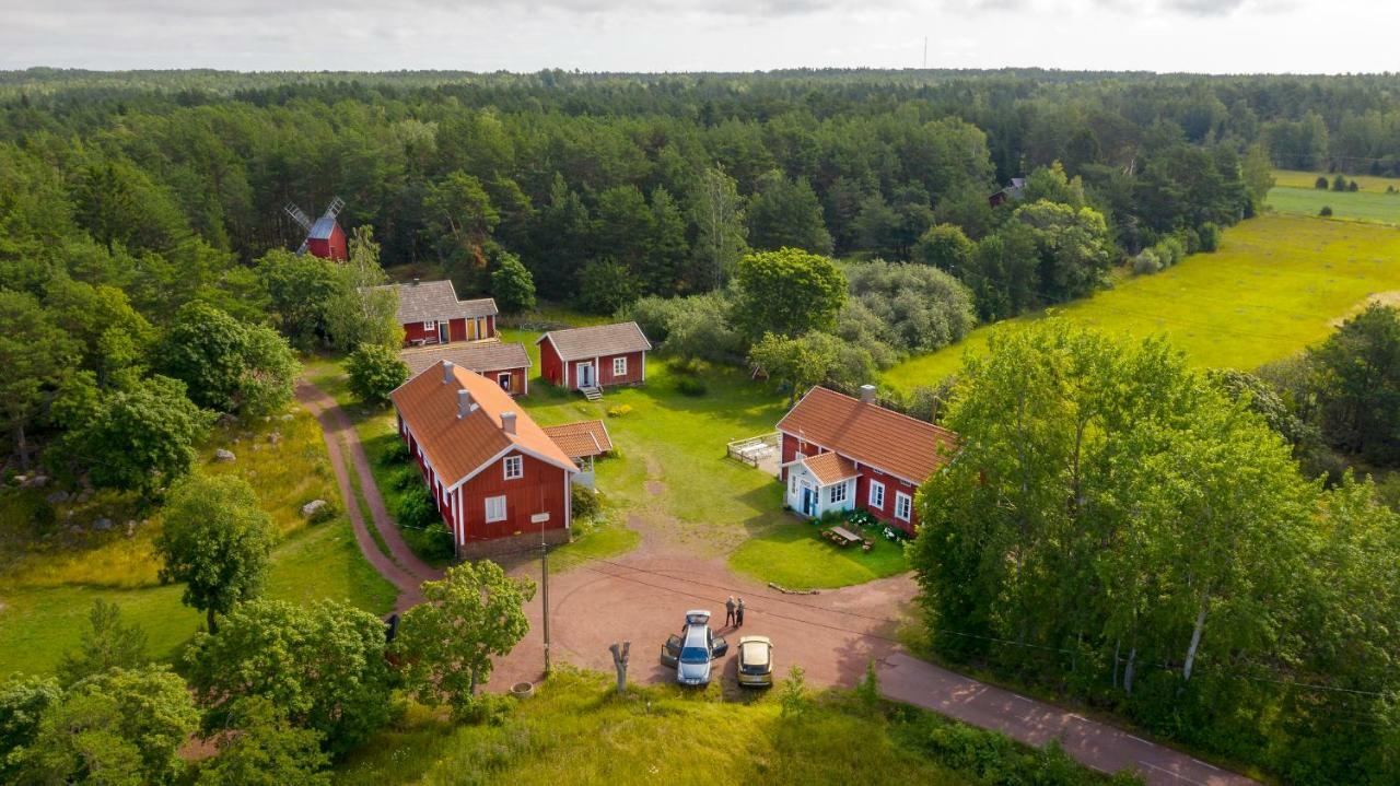 Guesthouse Enigheten Foglo Екстер'єр фото